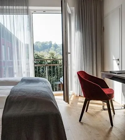 Wallern Garni Hotel 3*