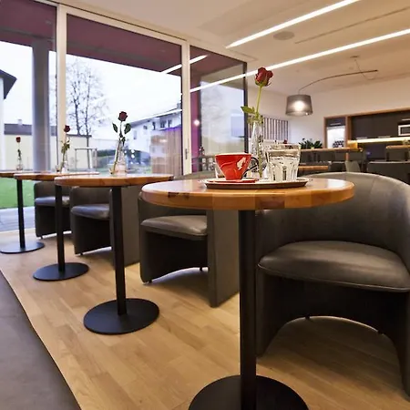 Hotel Wallern Garni 3*